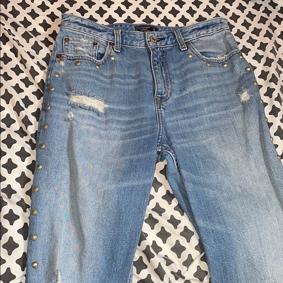 Jeans - Picture 1 of 5